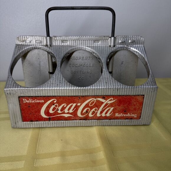 Vtg Aluminum Coca-Cola Metal 6-Pack Bottle Carrier - 1950’s - Picture 2 of 16